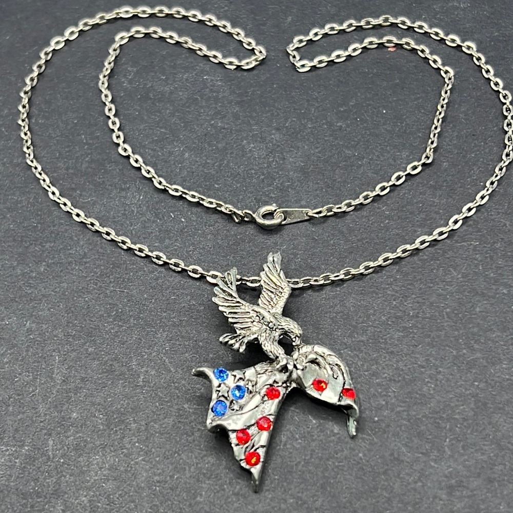 Vintage CCI 1990 rhinestone eagle and flag necklace